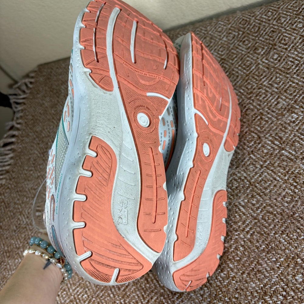 Brooks Running Shoes Womens 10.5 Wide Glycerin 20 Gray Sneaker Road Training GUC - Picture 8 of 11